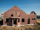 Montovaný rodinný dům z keramického betonu: rychlá stavba a výborné izolační vlastnosti